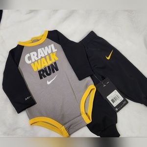 NIKE 6 months infant oufit